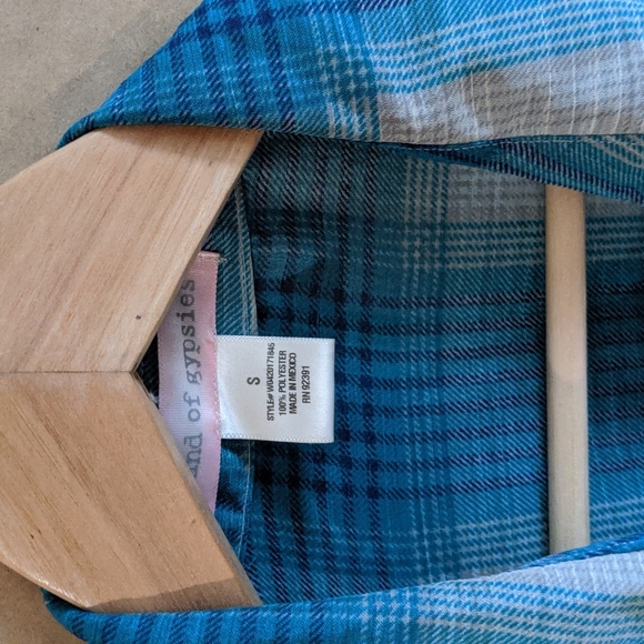 Sheer women 3/4 sleeve blouse - Picture 2 of 4